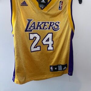 Kobe Bryant  Lakers Basketball Jersey*Size M 5-6 Youth*